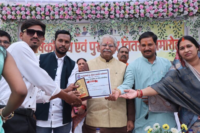 खेलकूद से मिलता है अनुशासन व संकल्प,महाविद्यालय खेल मैदान का करेंगे समतलीकरण” – धरमलाल कौशिक