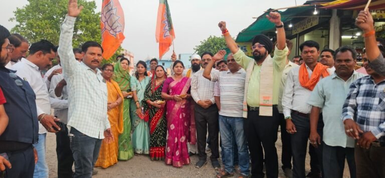सरगांव में भाजपा की ऐतिहासिक जीत पर भव्य जश्न